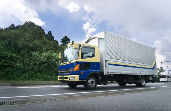 デコトラを運転 | 兵庫で運送の求人なら株式会社丸番荷役運輸